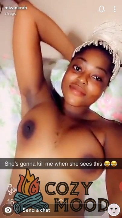 Mizankrah tits out singing