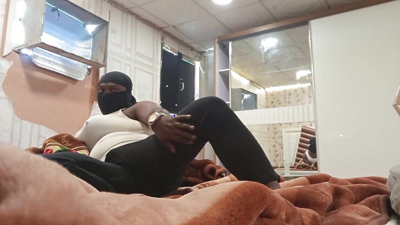 Have you girls ever had hot ice cream lollipops? If so, contact me.