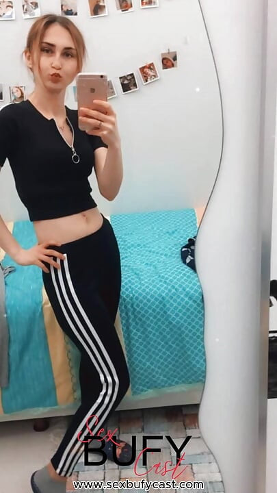 زوجان شابان متوافقان مع التركية