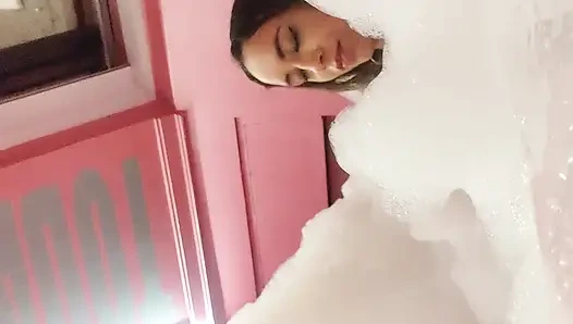 Dünn allein im Hydro verrückt nach Dick