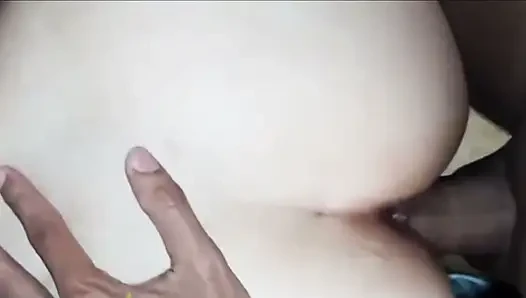 Ngentot kilat sama gadis kulit putih ini
