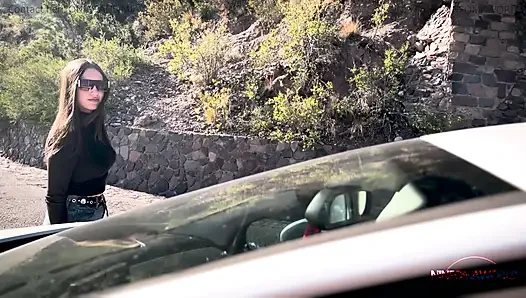 Mia Veloure gives a blowjob in public to a stranger until she gets her milk💦 out