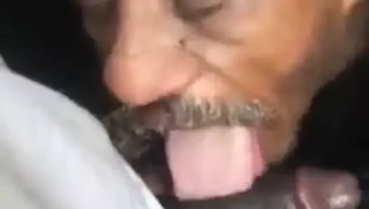 Homeless guy suckin black dick n n swallowing load.