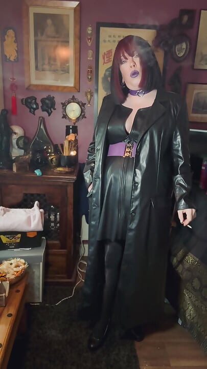 Smoking Mature, Tina Snua Smoking A Cigarette In A Full Length Leather Coat - Smoker