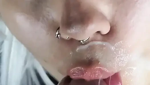 Zusammenstellung von Finishes für die Linda Dherlydoll