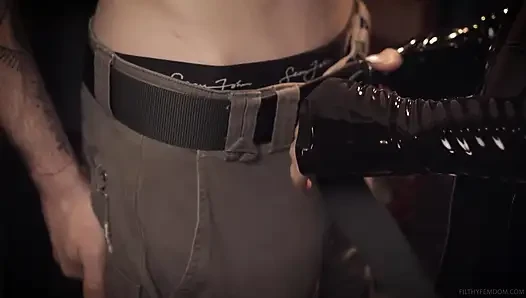 Roped Sub Takes Hard Deepthroat From Lusty Dominatrix Selene Haze