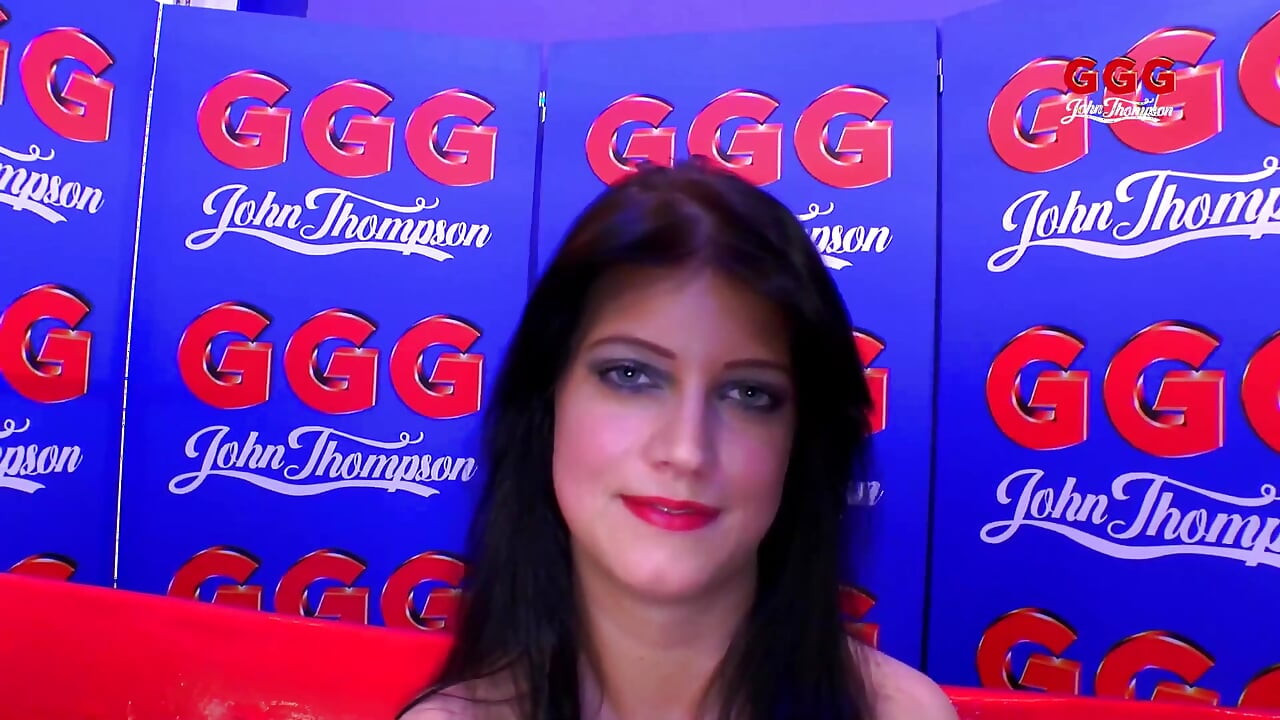 Belleza Universitaria Tragando Leche Con Grandes Tetas En Gangbang Ggg John Thompson