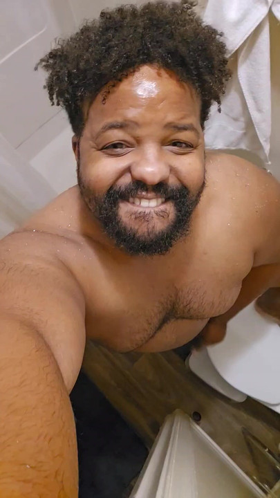 Wet Daddy Jerks it after Shower