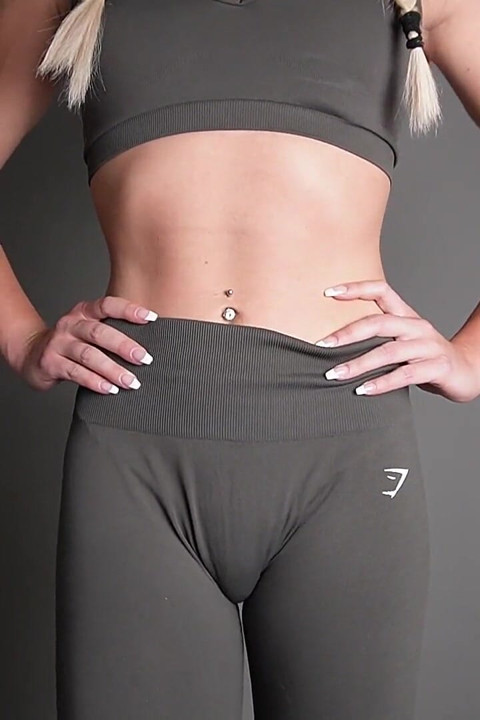 My Cameltoe Makes You Cum