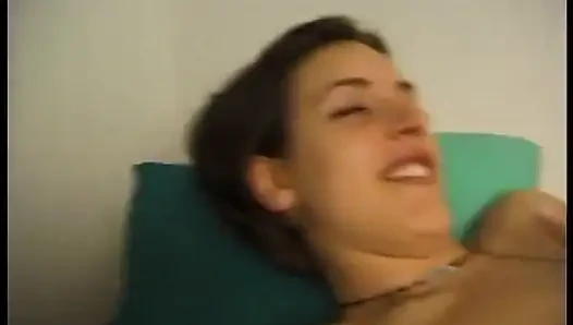 Jari-jarinya membuat memeknya basah