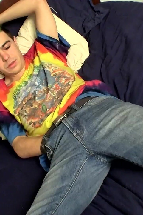 Str8 oğlan prostatını arıyor