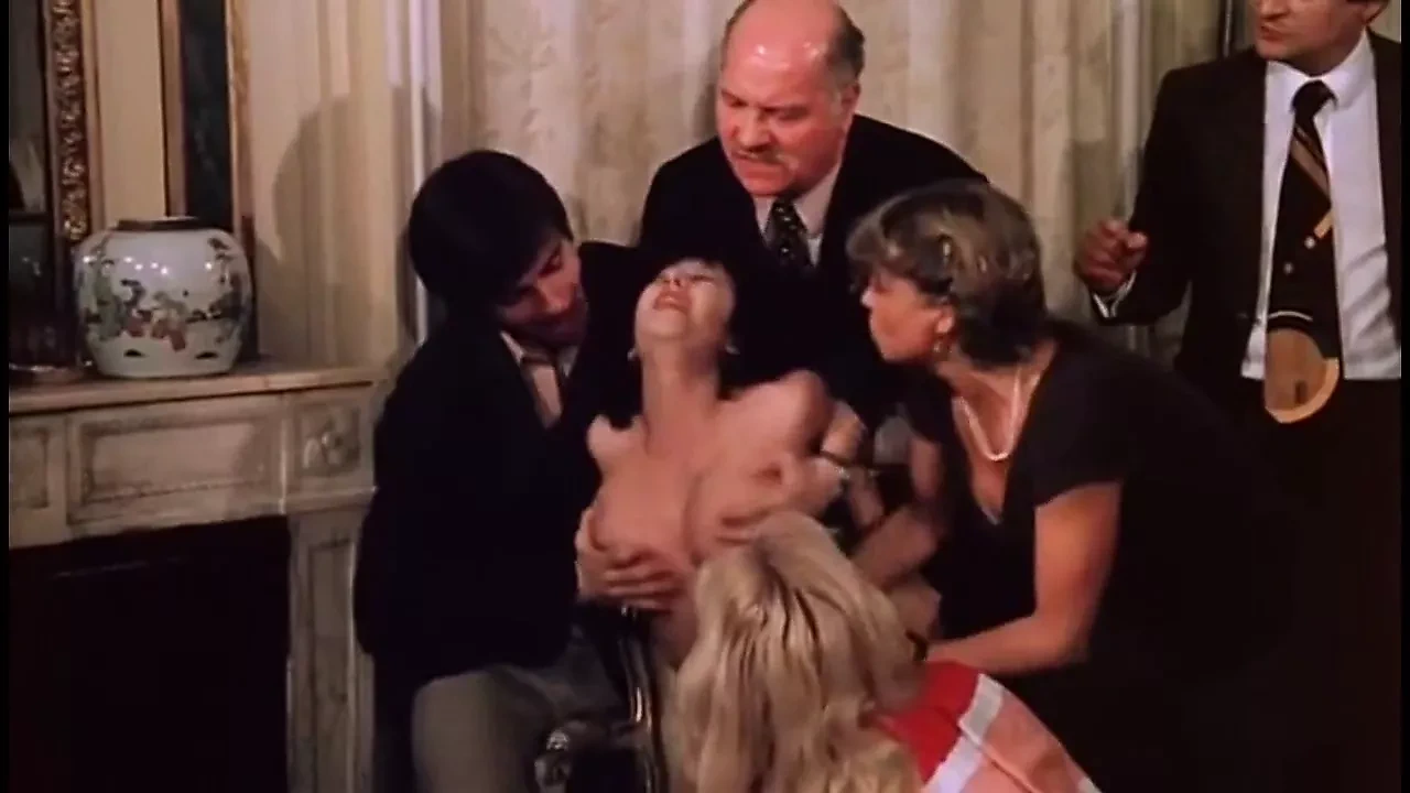 裸体名人15（只有胸部场景）