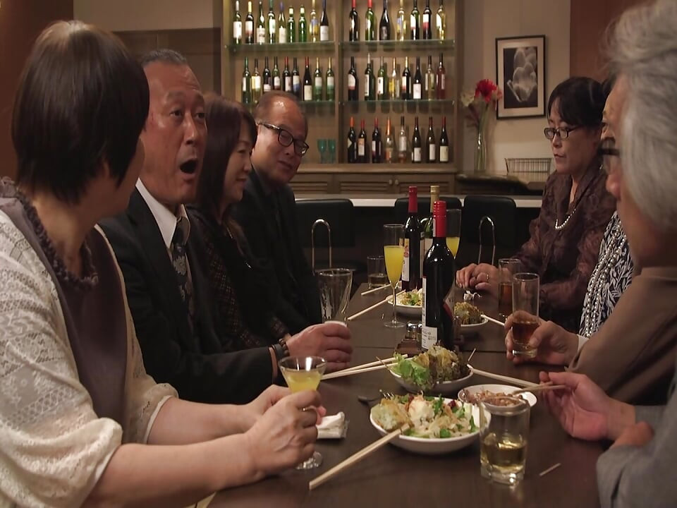 A145G05 Reunion! The eroticism of a faint first love between men and women over sixty!