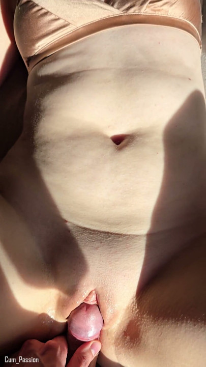 Rubbing My Pussy Ends in a Huge Cum Flow!