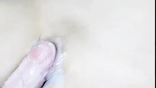 Zierliche thai: Papi, sie haben mich beim masturbieren gefunden und sperma auf meine vagina beschmiert