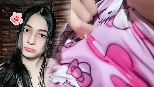 Ich liebe, wie ich beim videoanruf mit einem fan masturbiere