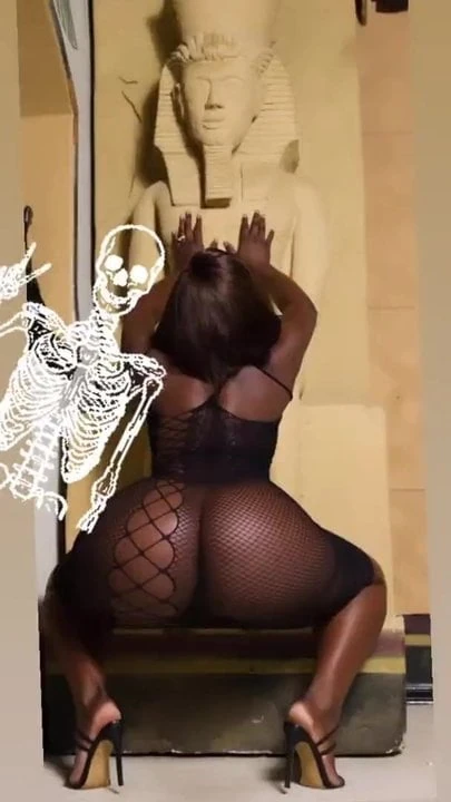 Black ass dancing sexy