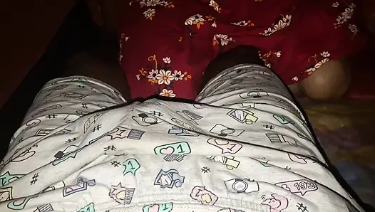 Сводная сестра-невестка сосет хуй сводного брата и глотает его молоко, лучший минет