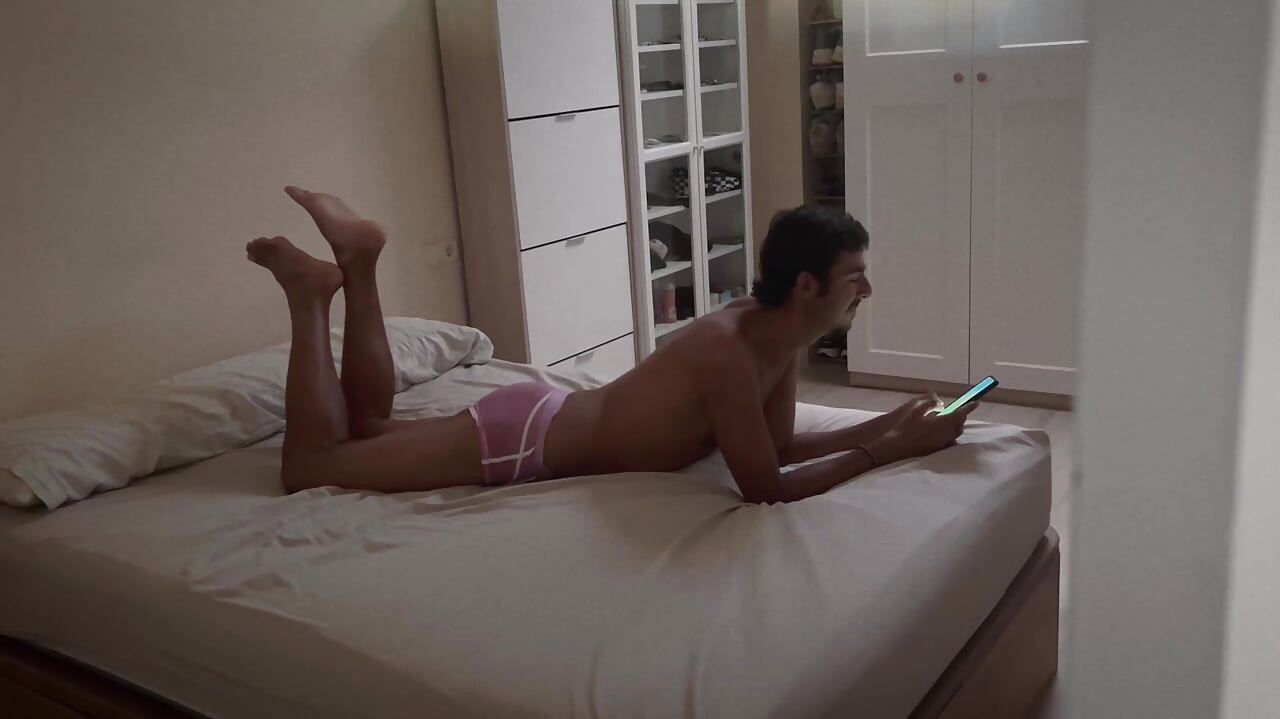 I catch my boyfriend chatting with others and punish him