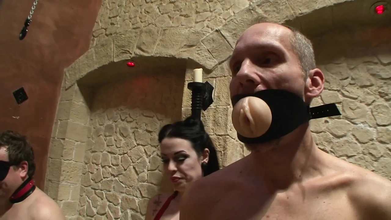 German slave – BDSM guys Domina
