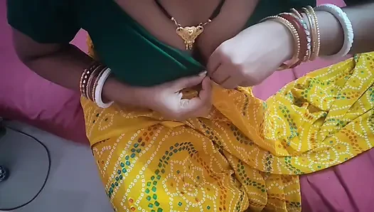 Aunty mai to bas Flat dekhne aaya tha, aap chuchi kyu dikha rahi hain