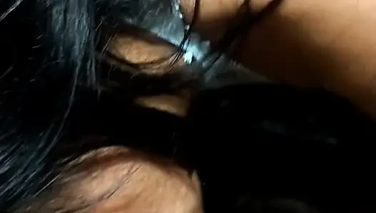 Cuckold-Ehemann sieht gerne zu, wie seine Frau fickt