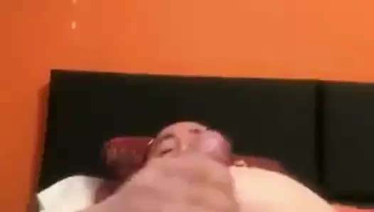 Chub baba fışkırtma üzerinde the yatak