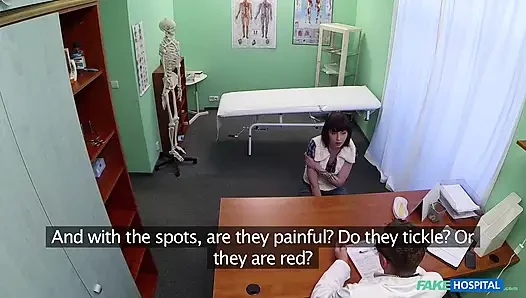Fake hospital - doktor hastanın depresyonu iyileştirmek için ağır bir doz oral seks reçete ediyor