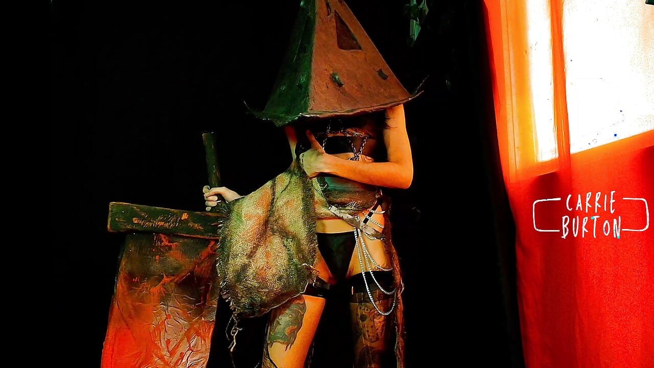Ο Pyramid Head Επιστρέφει με Πολλή Αρρενωπή Λαγνεία Αυτό το Halloween 2026