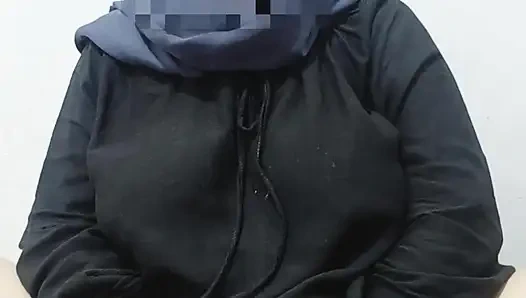 beautiful sister wearing a hijab