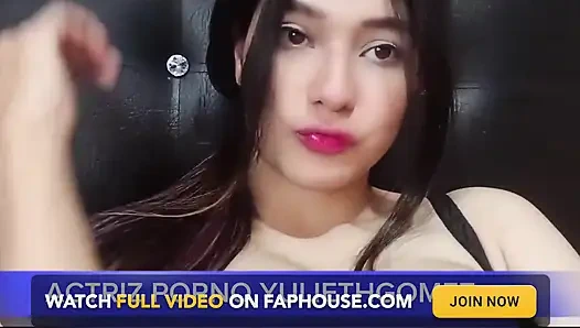 Porn Actress Makes a Video Call with Her Best Friend and Shows Him Her Tits and Her Dildo