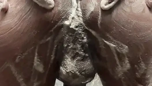 Kannada seks oğlanı çıplak banyo yapıyor