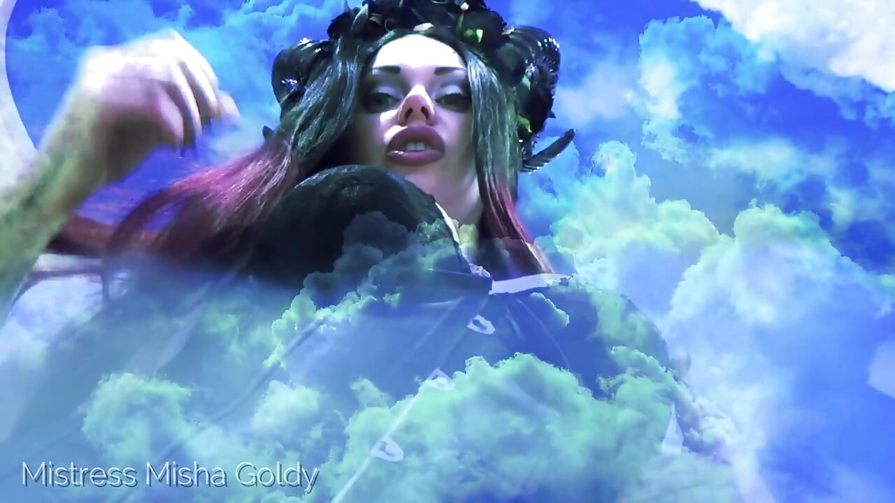 Giant succubus making you cum and crushing