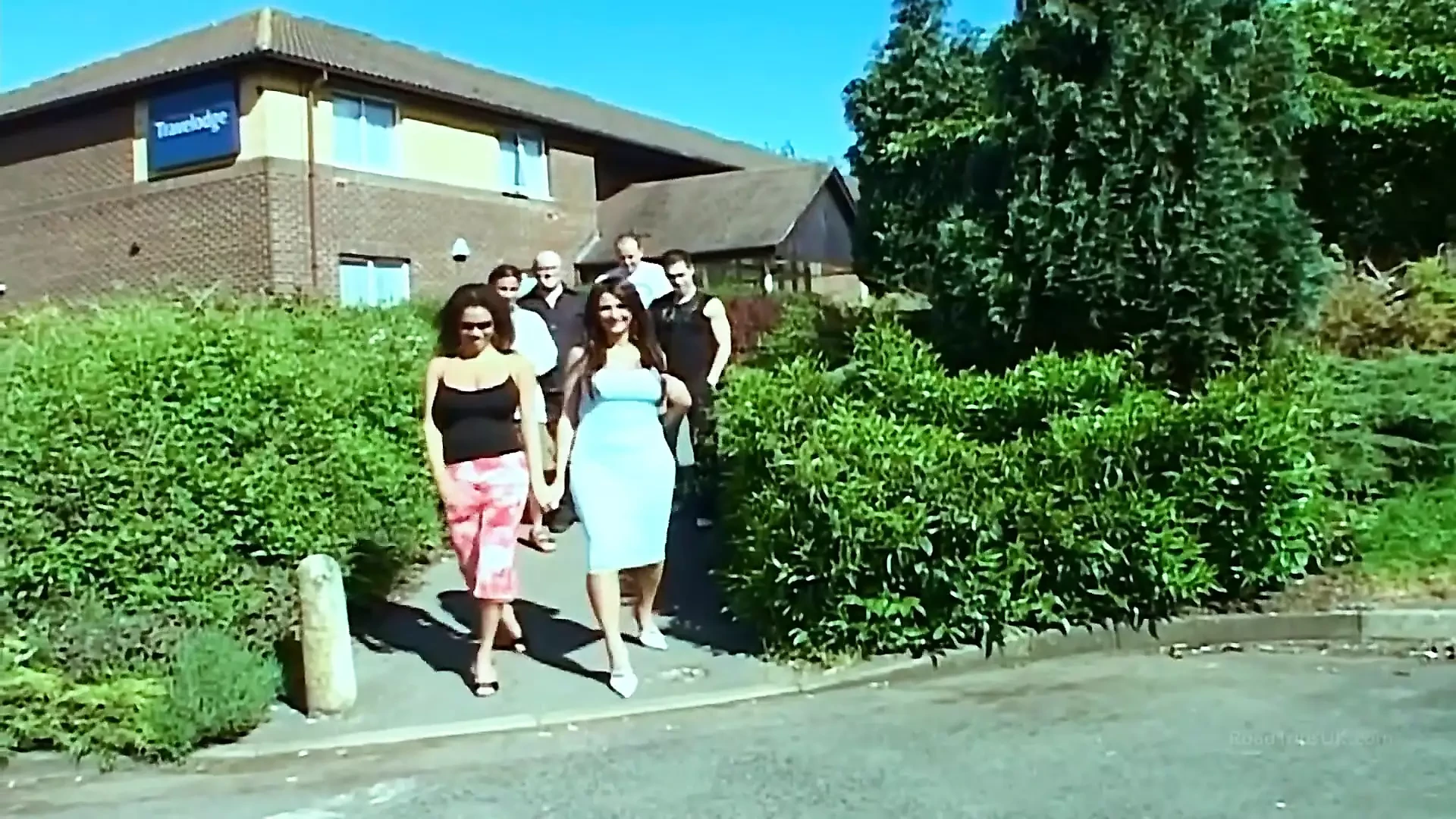 Roadtrip to Newport: Alexis Silver & Ashton