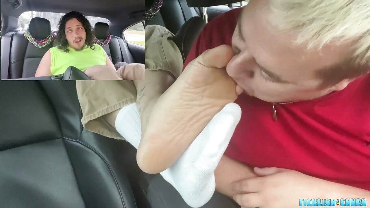 TicklishChubs Inovake Gives Matt His Toes As Payment For A Snyft Ride