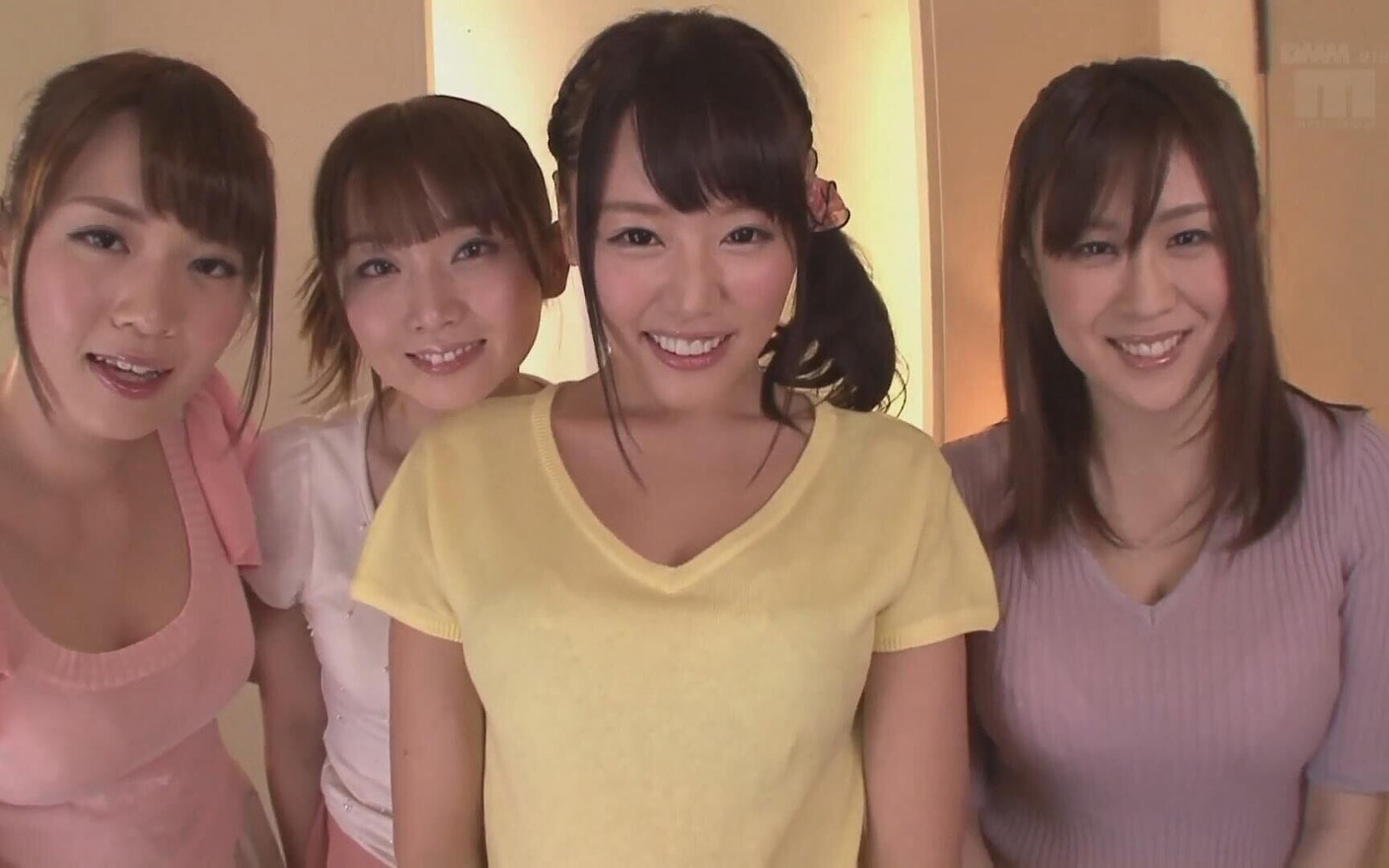 Dream Polygamy 4 Super Cute Girls Help You Cum Everyday 2