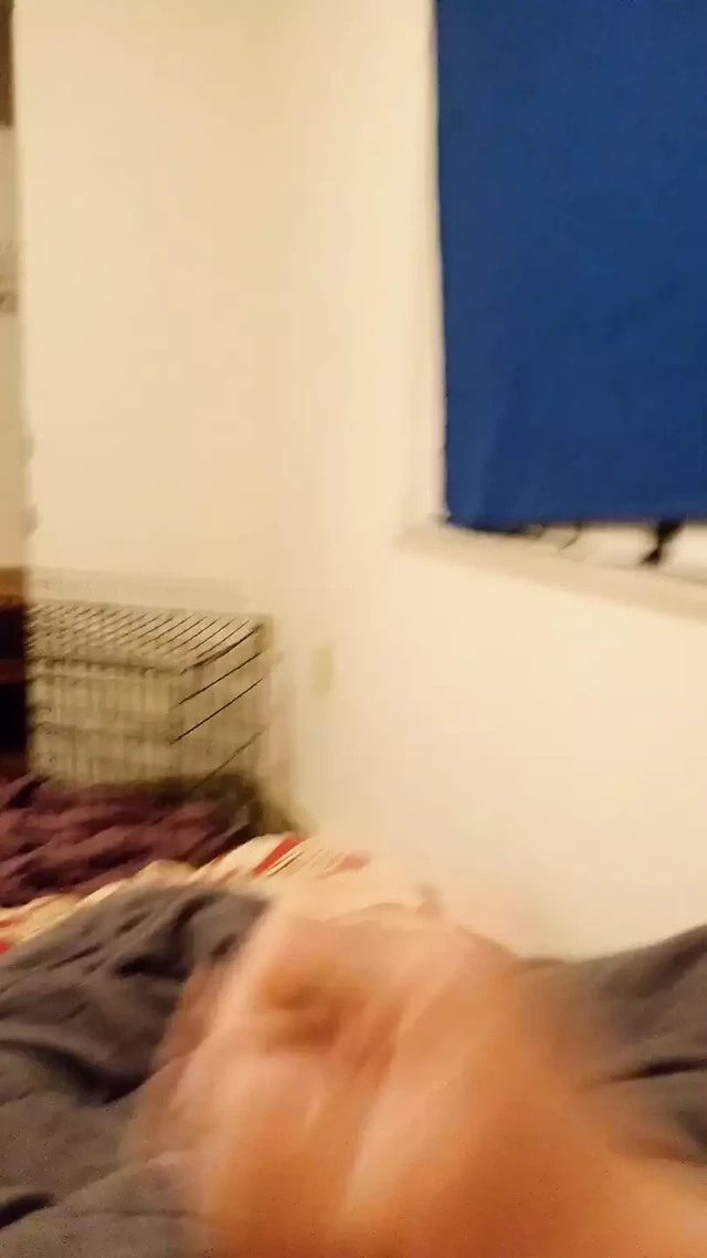 A quickie cumshot clip