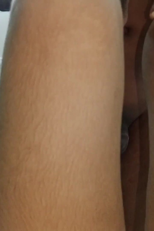 Naughty College Girl Tries Her First Threesome18+