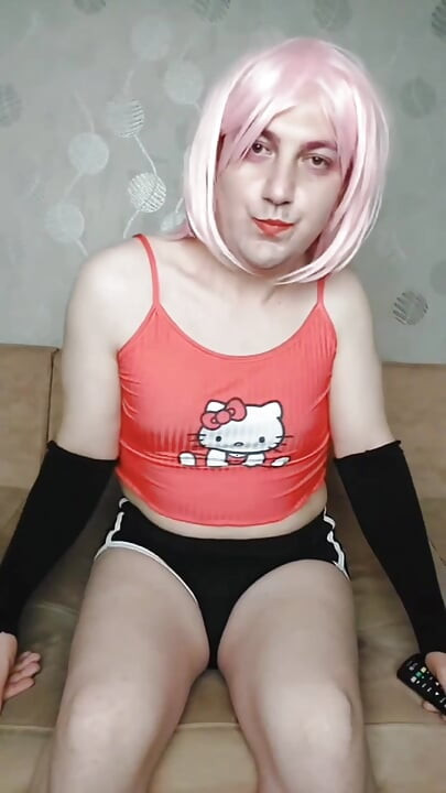 可爱的短裤女牛仔娘娘腔光滑的腿大屁股