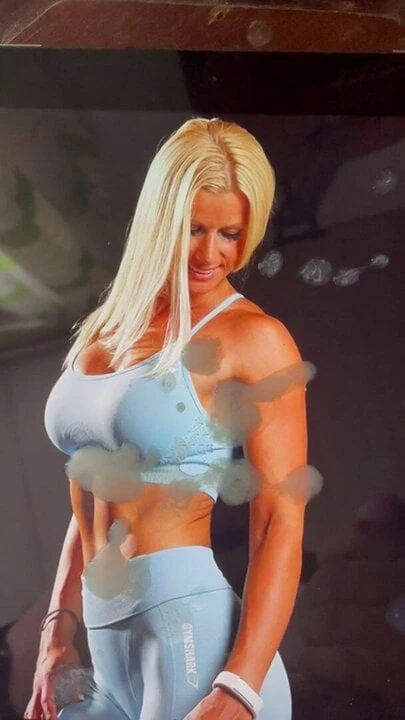 cum on fitsuny84 German Influencer