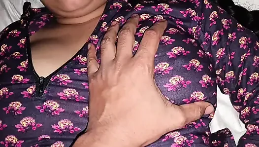 Hintli sevimli kız sert tam seks videosu