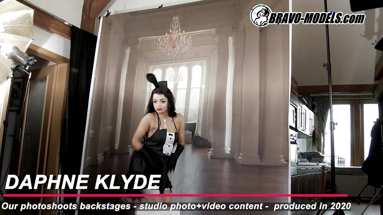 388-Backstage φωτογράφηση Daphne Klyde - Ενηλίκων