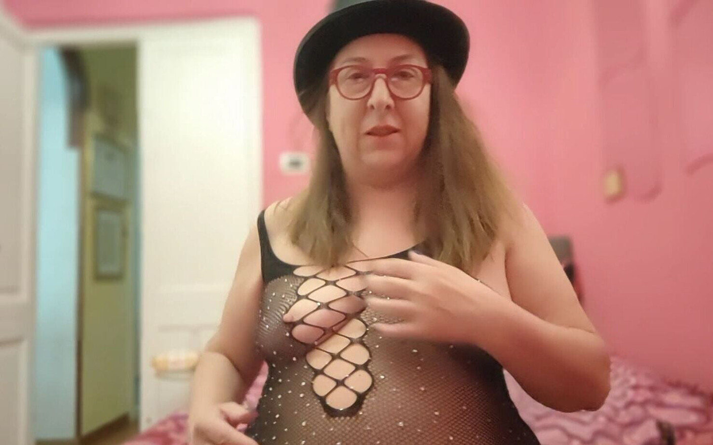Veronica Rossi Official - Queen of Phallocracy