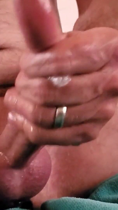 Key moment from "Solo Edging Masturbation Handsfee Cumshot"