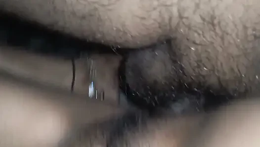 Mene meri soteli bahan ko pel diya