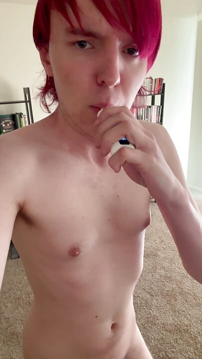 Red Haired Twink Baddie Shoots Cum Ropes All Over For You..