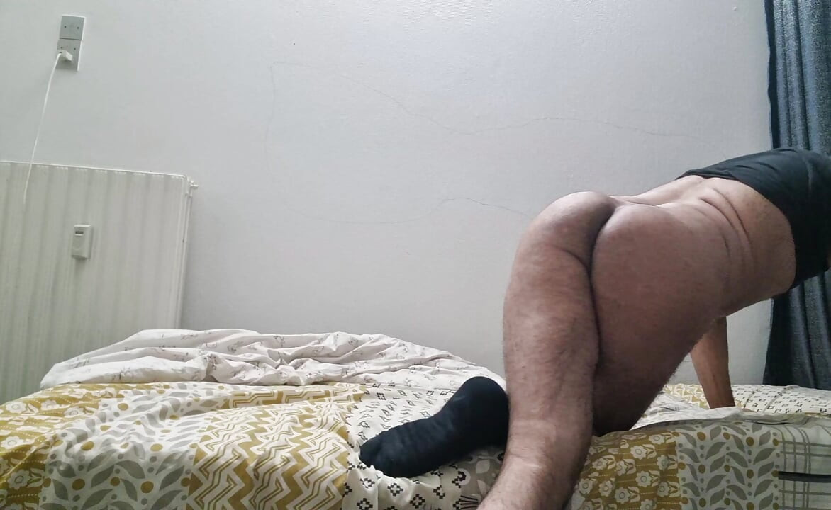 Who wants to join me from behind u just have to eat my tasty cake before you will get my ass