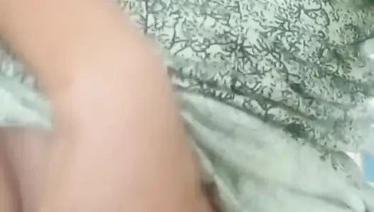 Si cantik india dengan gaun elegan - godaan seks solo yang perlahan - tanpa wajah - 4k ultra hd