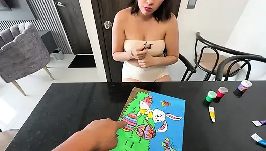 Azgın üvey baba, küçük üvey kızını sert bir sevişmeyle azarlıyor.