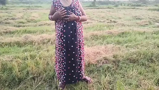 your nomita bhabhi ka amazin peeing